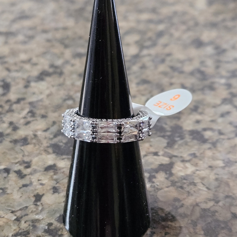 Bomb Party RG75683 "Run Away With Me" April Diamond Cubic Zirconia Sz 6